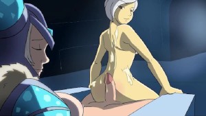 雙性人聯盟的女孩驅動的屁股